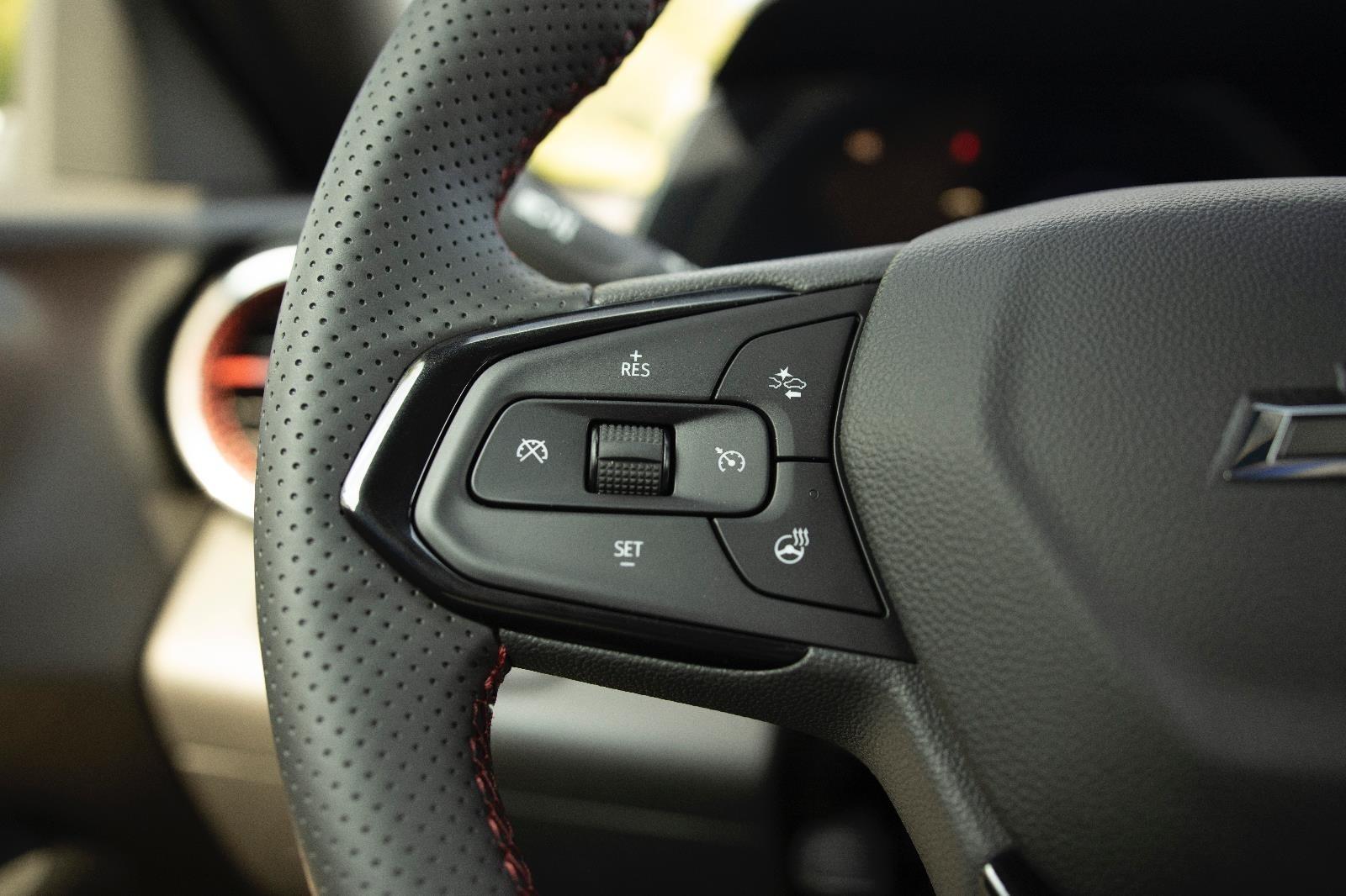 2025 Chevrolet Trax photo 13