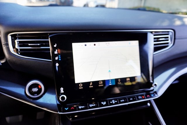 Used 2023 Black Jeep Base image 27