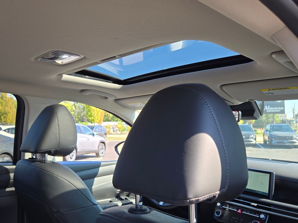 2025 Hyundai Tucson SEL Convenience photo 8