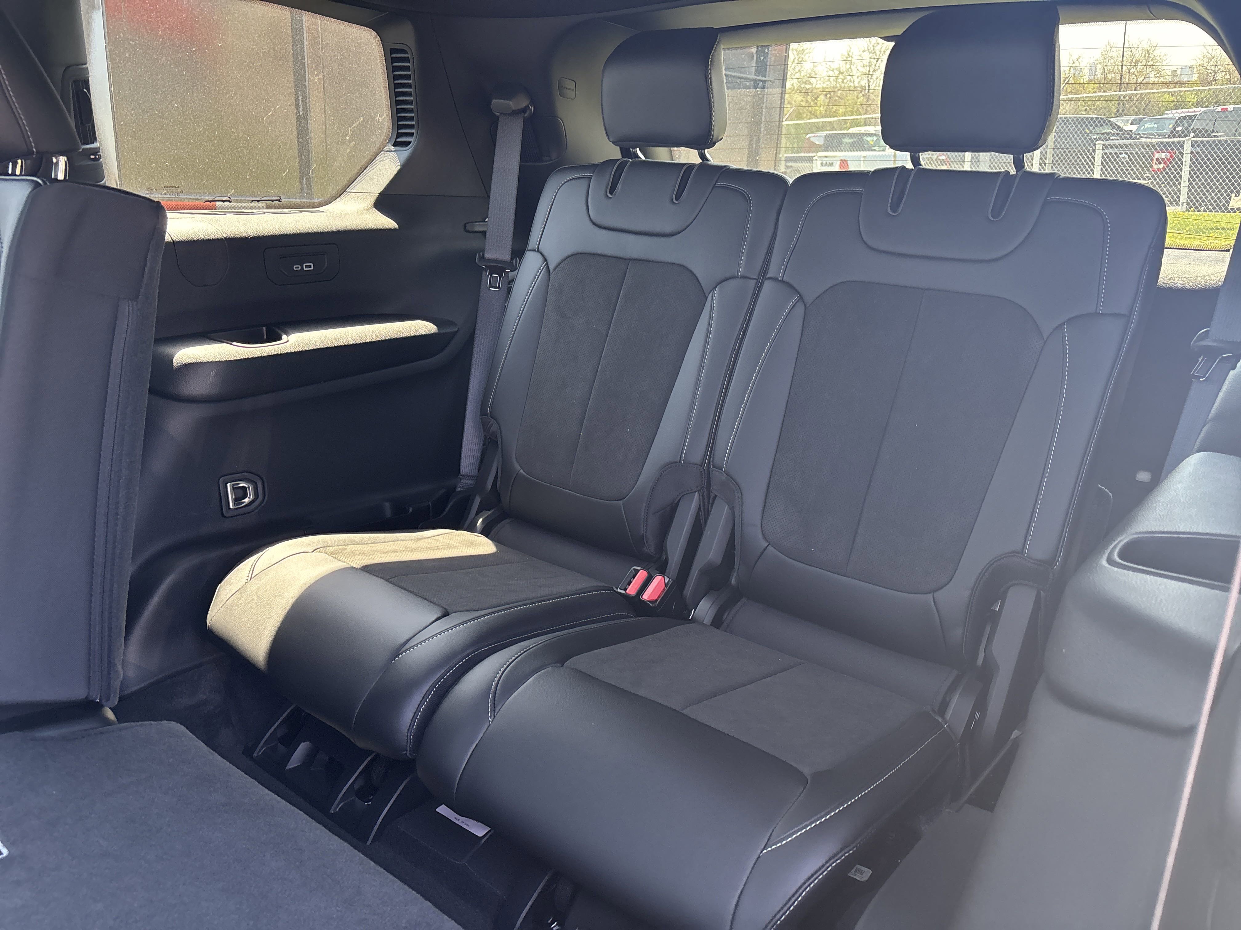 New 2025 Baltic Grey Metallic Jeep Altitude image 9