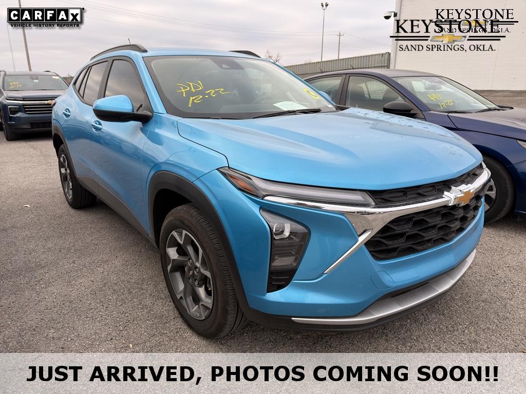 2025 Chevrolet Trax LT's photo