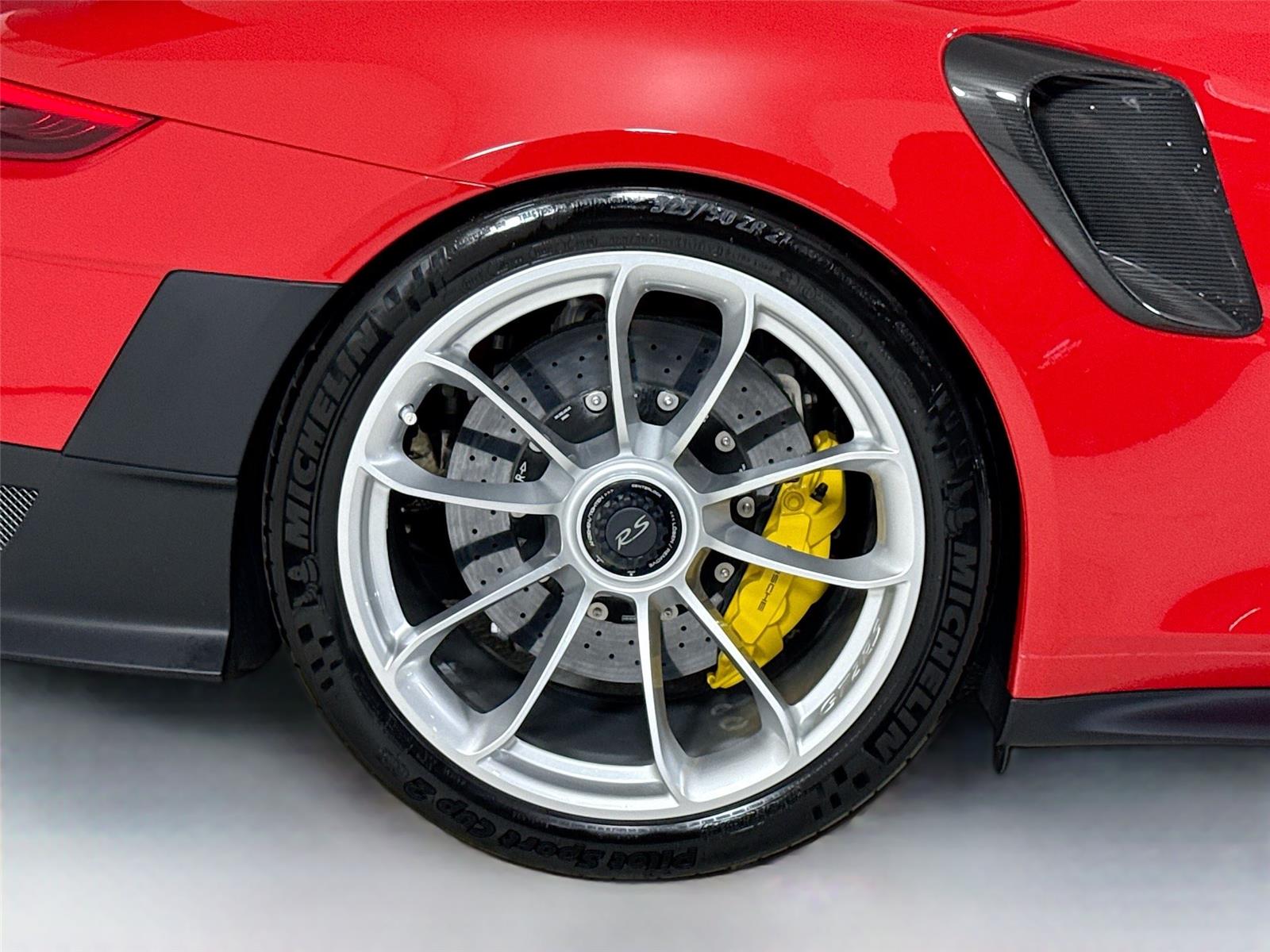 2019 Porsche 911 GT2 RS photo 35