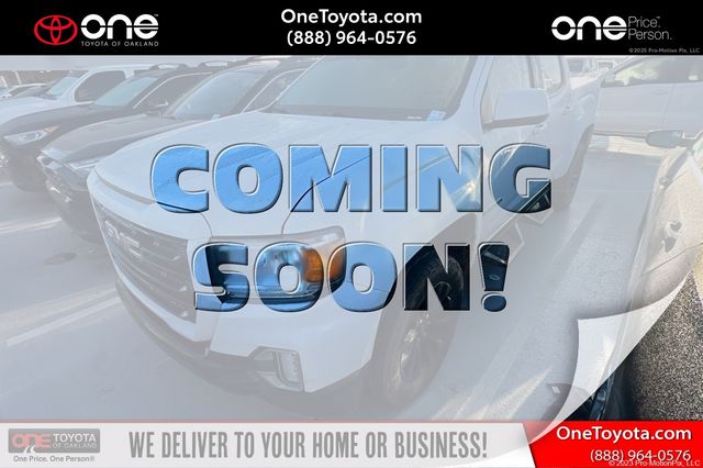 2022 GMC Canyon Elevation's photo