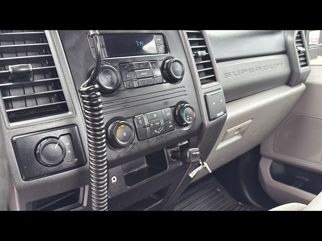 2019 Ford F-250 XL photo 16