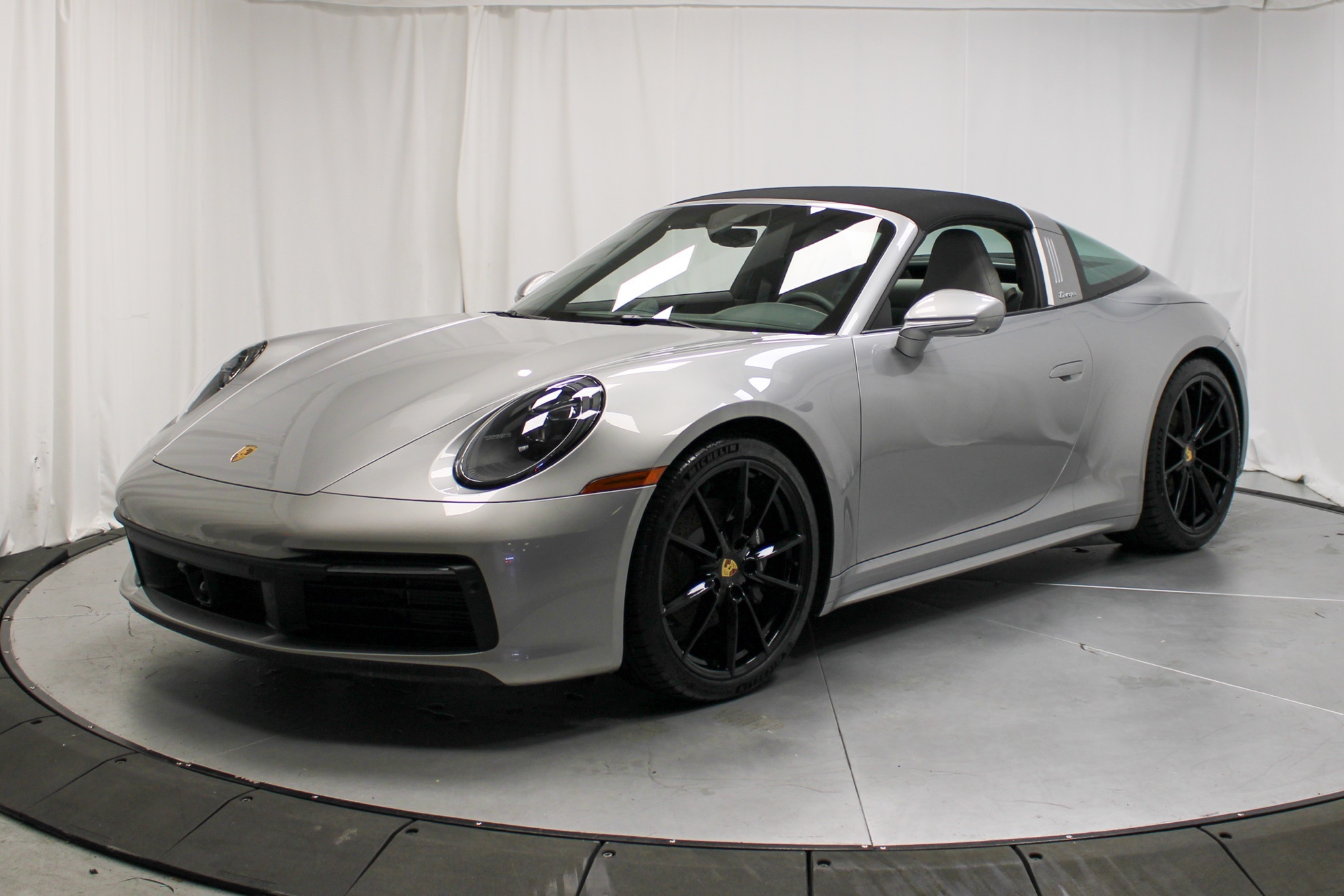 2024 Porsche 911 Targa 4 photo 6