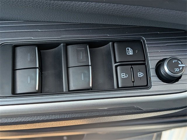 2022 Toyota Sienna XSE photo 12