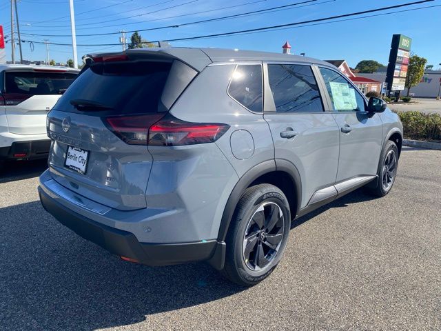 2026 Nissan Rogue SV photo 3