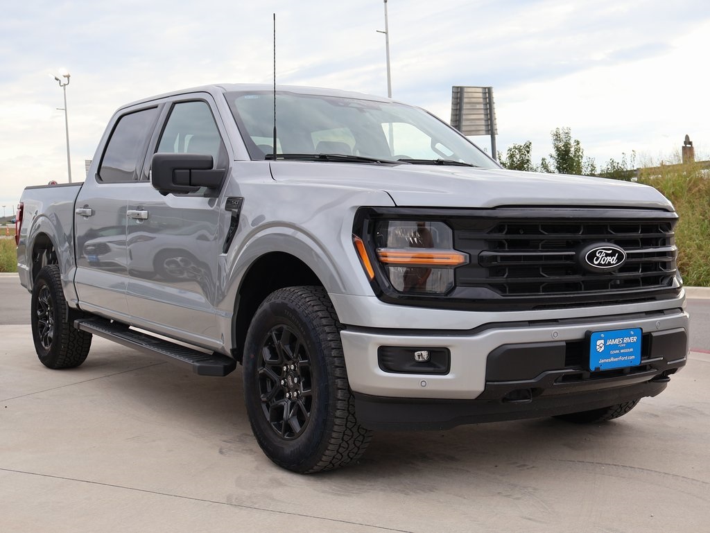 2025 Ford F-150 XLT photo 6