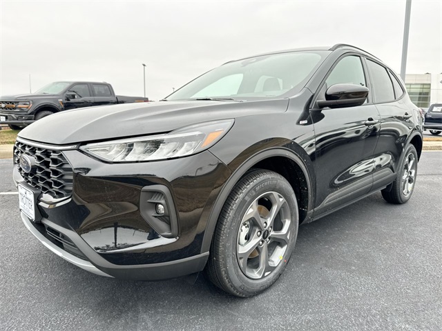 2026 Ford Escape ST-Line Select's photo