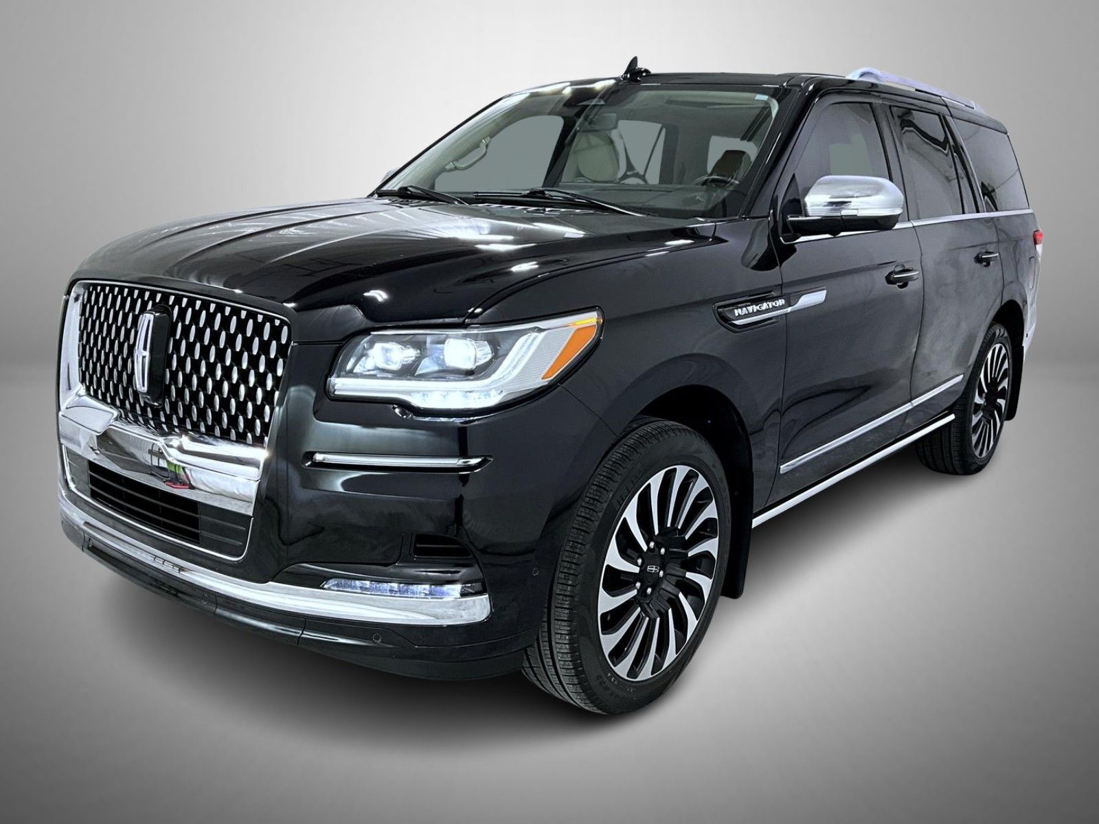 2024 Lincoln Navigator Black Label's photo