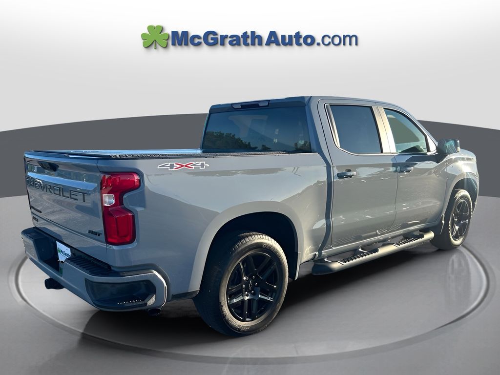 2024 Chevrolet Silverado 1500 RST photo 7