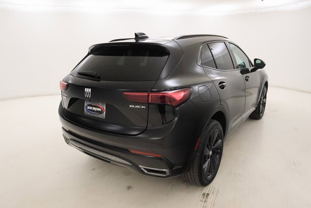 2025 Buick Envision Sport Touring photo 2
