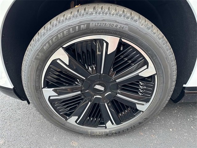 2026 Cadillac Escalade IQ Premium Sport photo 8