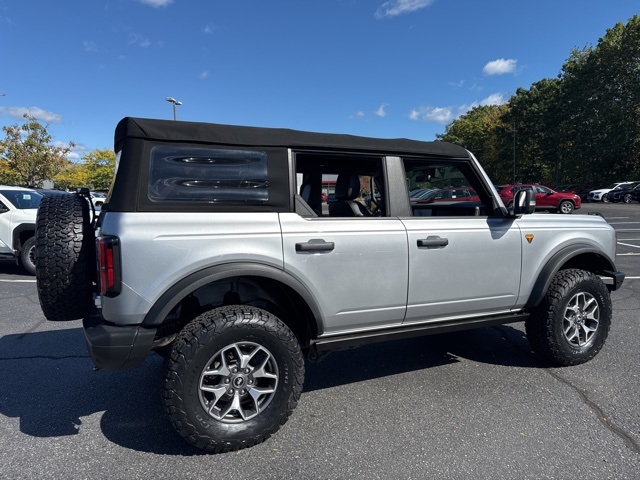 2021 Ford Bronco Badlands photo 3