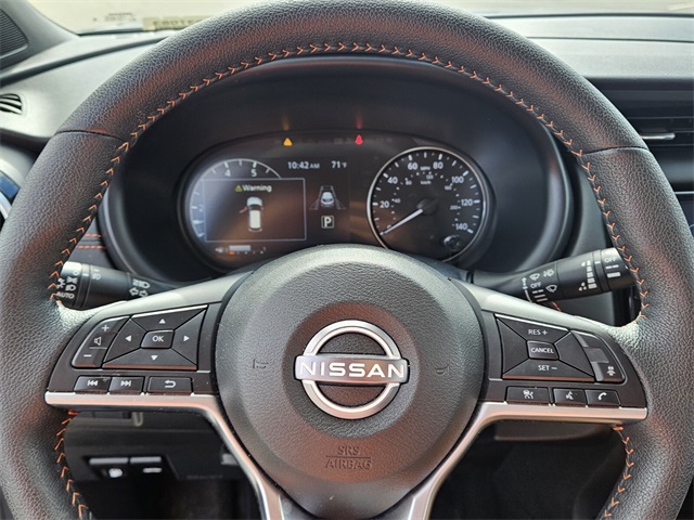 2024 Nissan Kicks SR photo 20