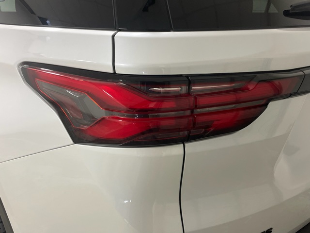 2023 Chevrolet Traverse RS photo 4