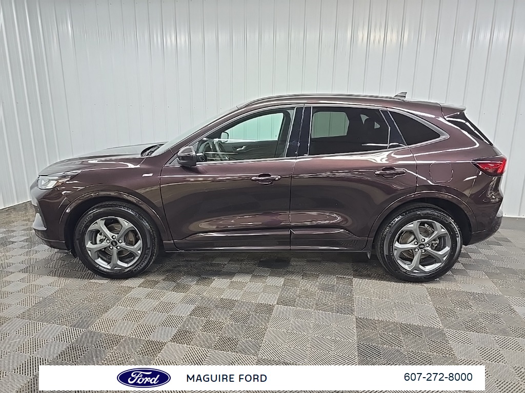 2023 Ford Escape ST-Line Select photo 6