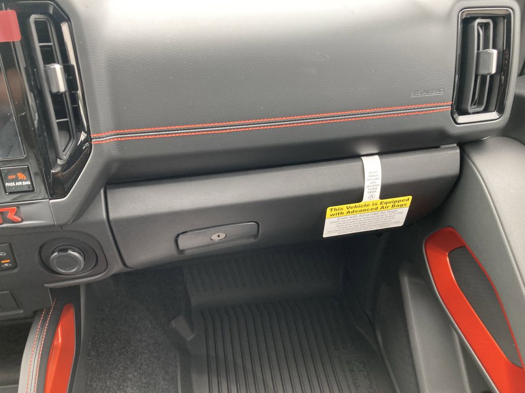 2025 Nissan Frontier Crew Cab PRO-4X photo 15