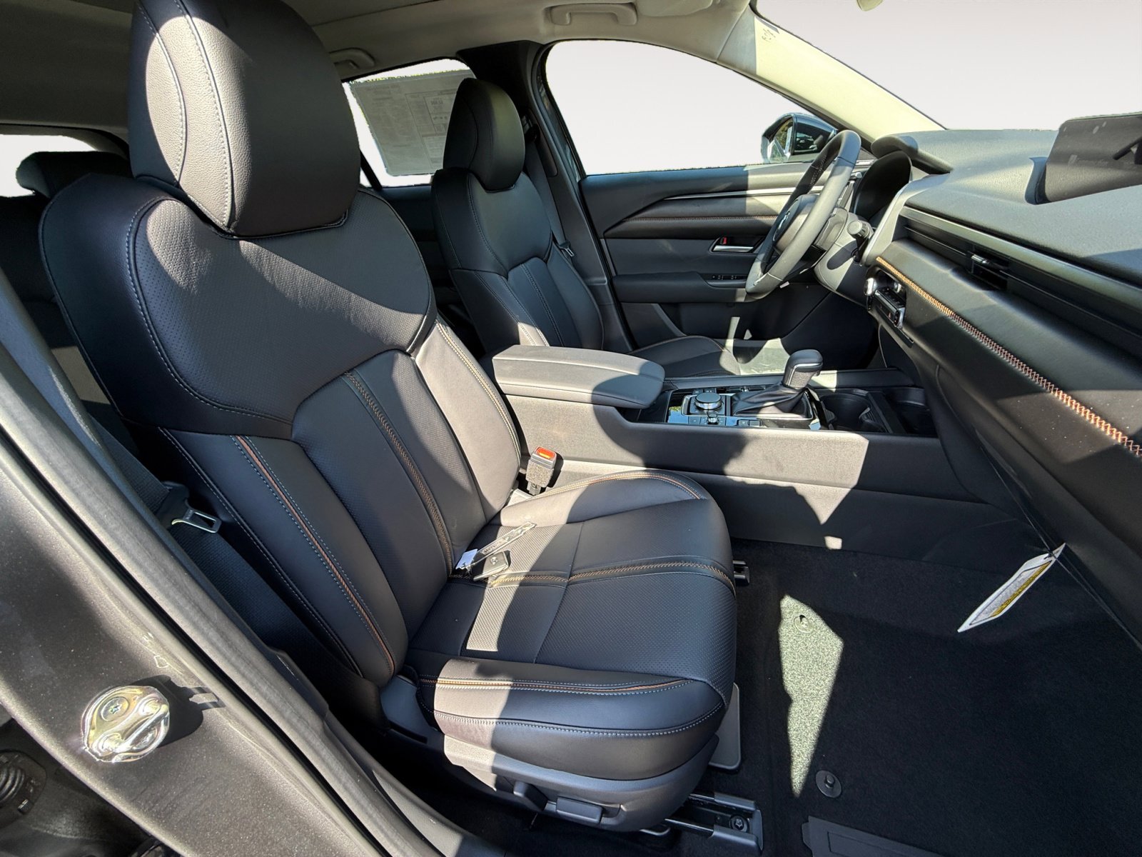 2025 Mazda CX-50 Premium photo 18
