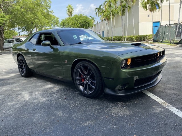 2022 Dodge Challenger Challenger Scat Pack R/T Scat Pack