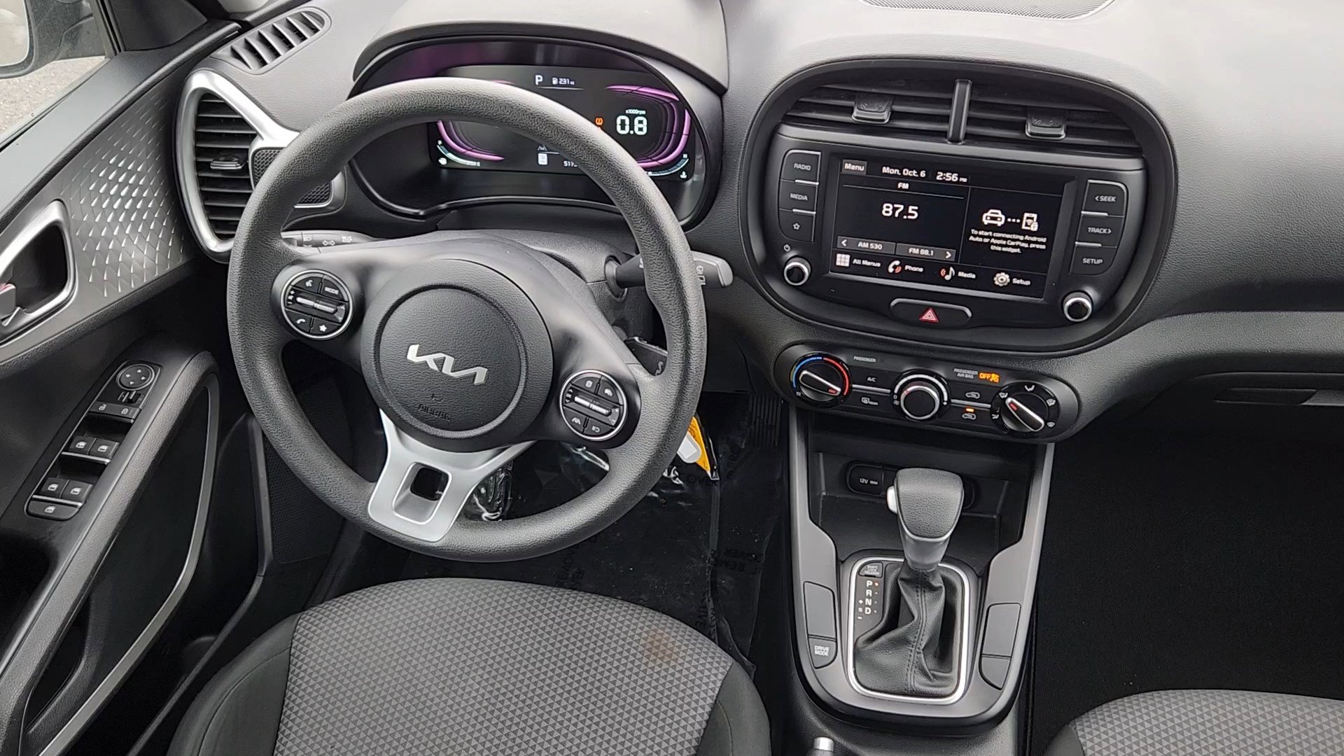 2023 Kia Soul LX photo 4
