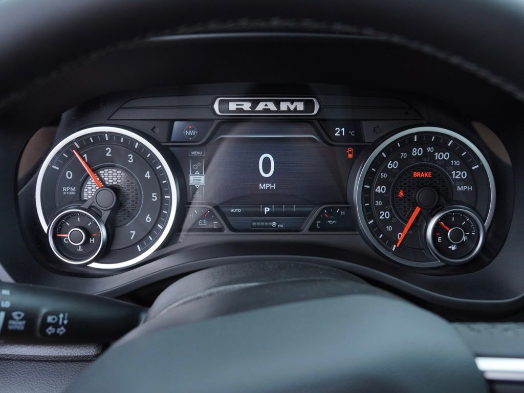 New 2026 Granite Crystal Metallic Clear-Coat Exterior Paint RAM Big Horn Night Edition image 14