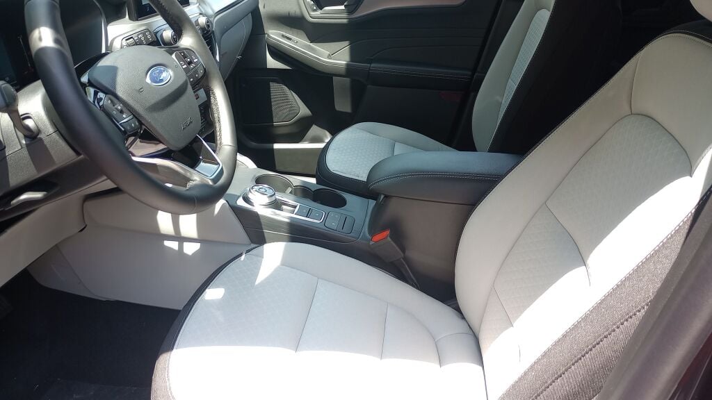 2025 Ford Escape Active photo 5