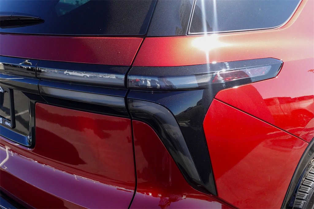 2026 Chevrolet Traverse RS photo 4