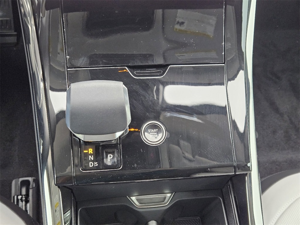 2025 Land Rover Range Rover Sport SE photo 17