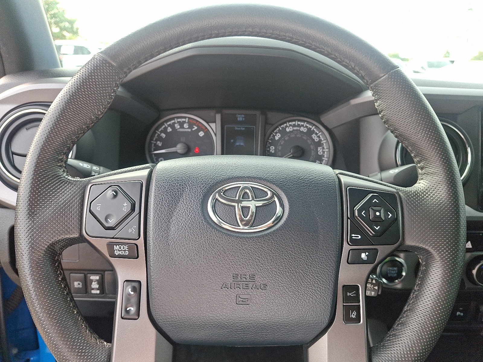 2020 Toyota Tacoma TRD Sport photo 21