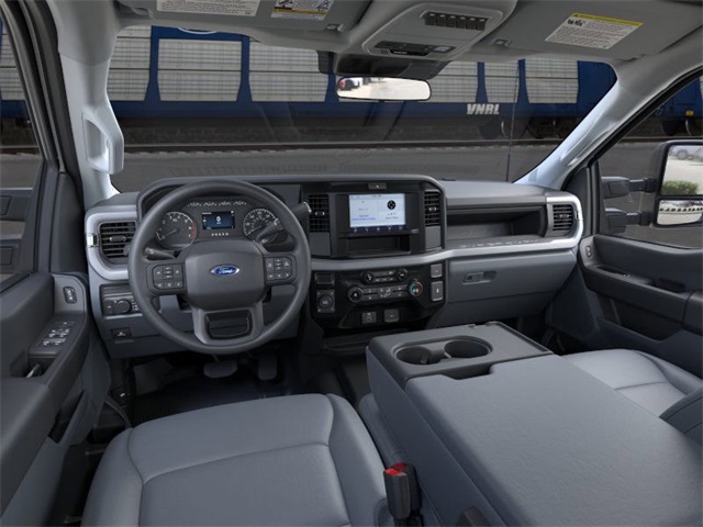 2025 Ford F-250 XL photo 7
