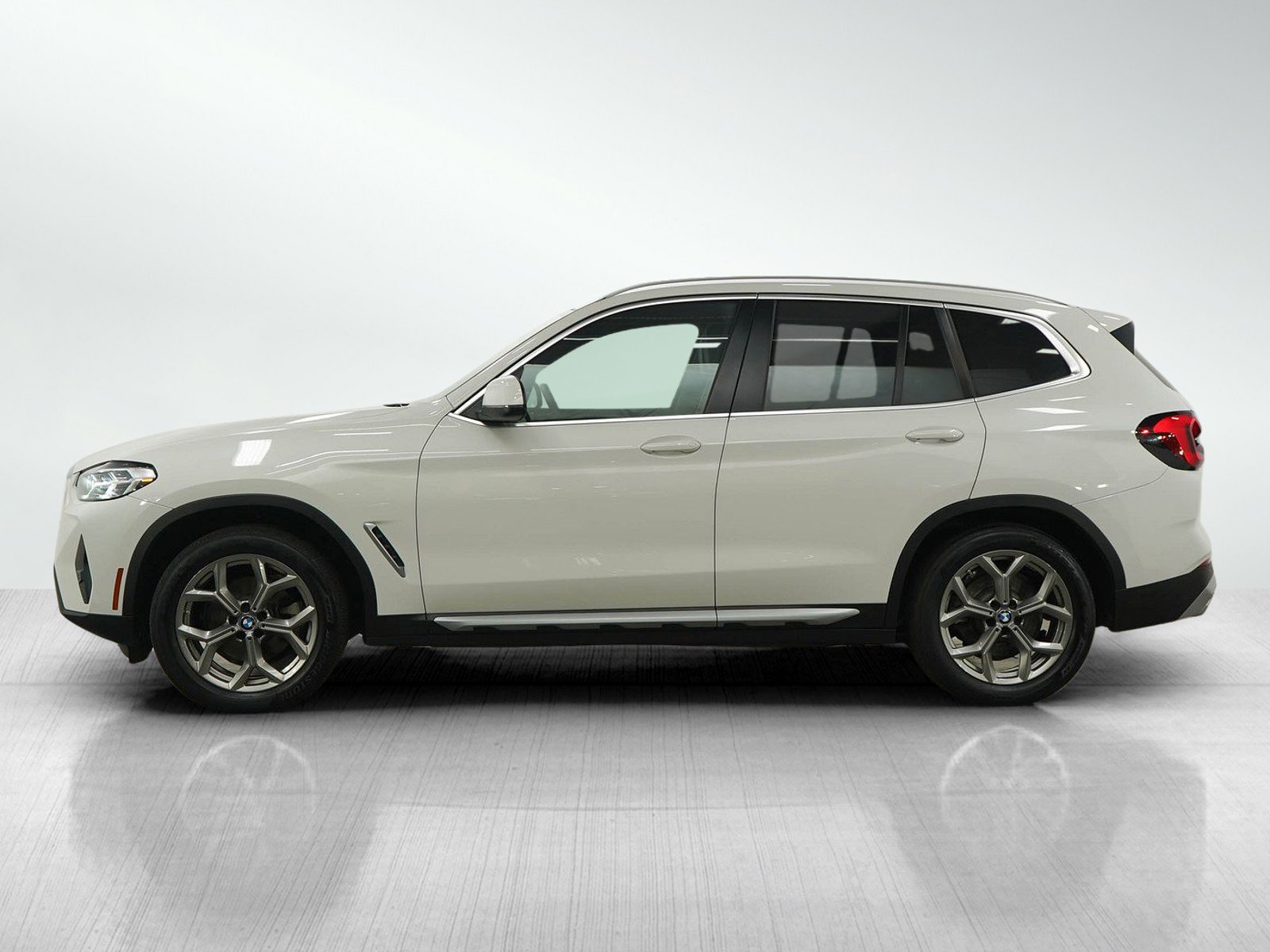 Used 2022 BMW X3 30i with VIN 5UX53DP06N9L70140 for sale in Burnsville, Minnesota
