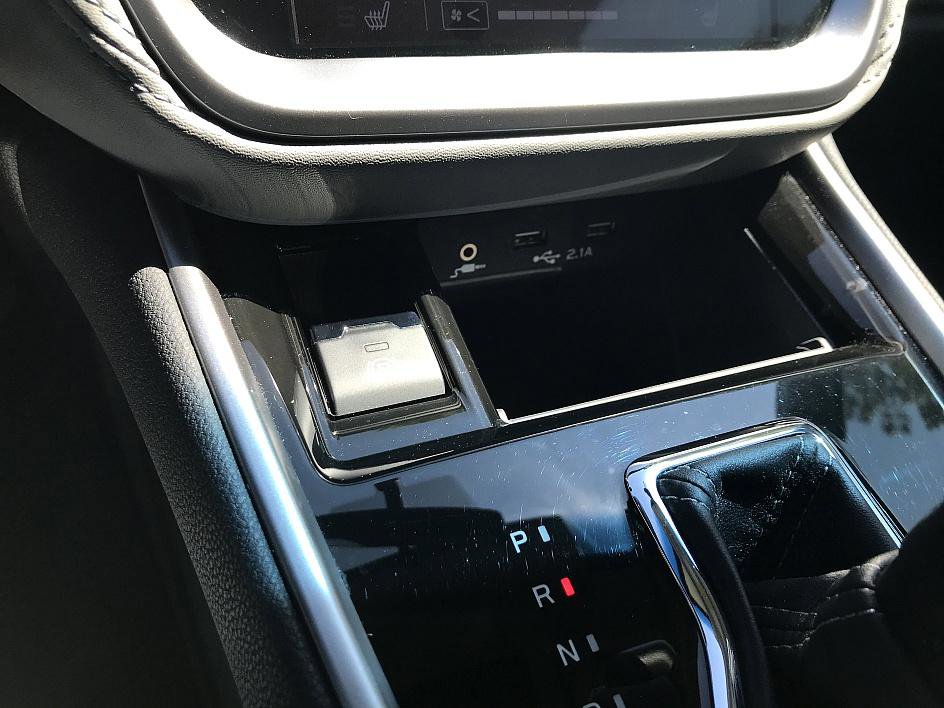 2022 Subaru Outback Premium photo 19