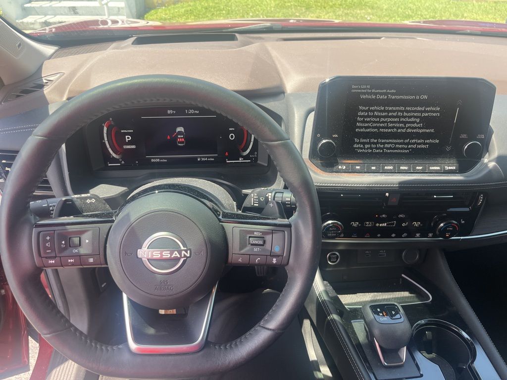 2023 Nissan Rogue Platinum photo 4