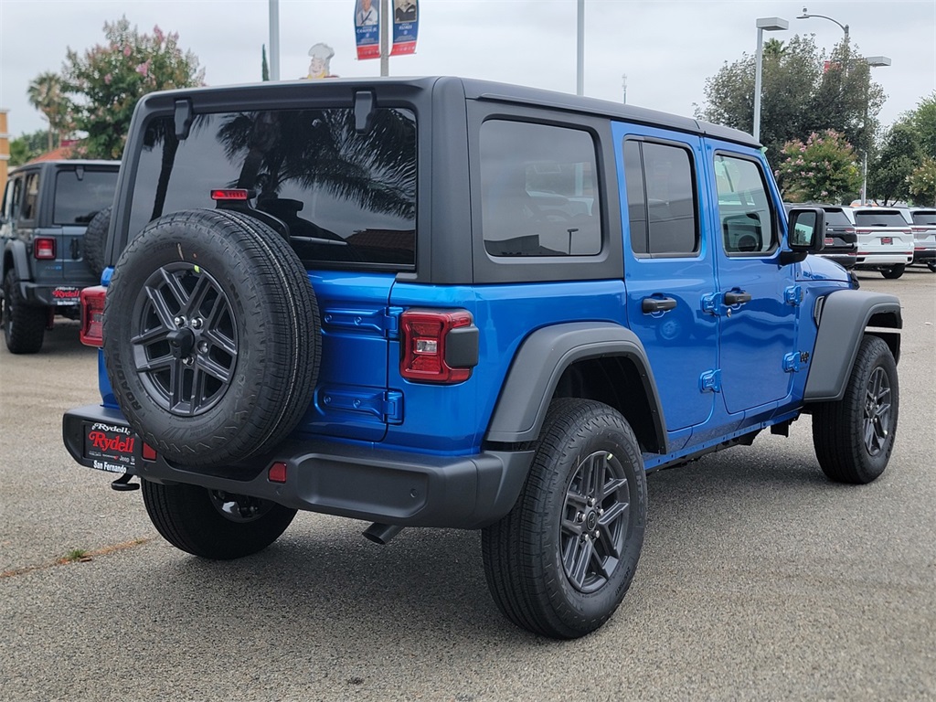 2025 Jeep Wrangler Sport S photo 4