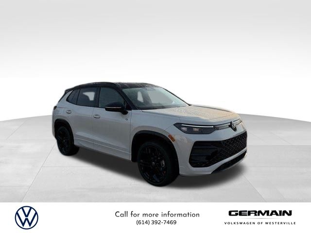 2025 Volkswagen Tiguan SE R-Line Black photo 3