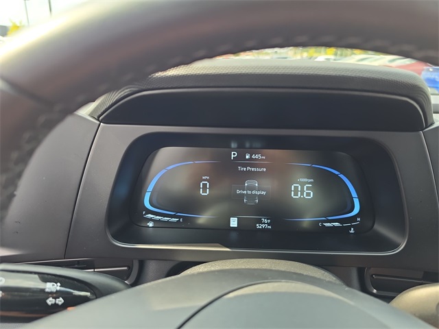 2025 Hyundai Elantra SEL Sport photo 14