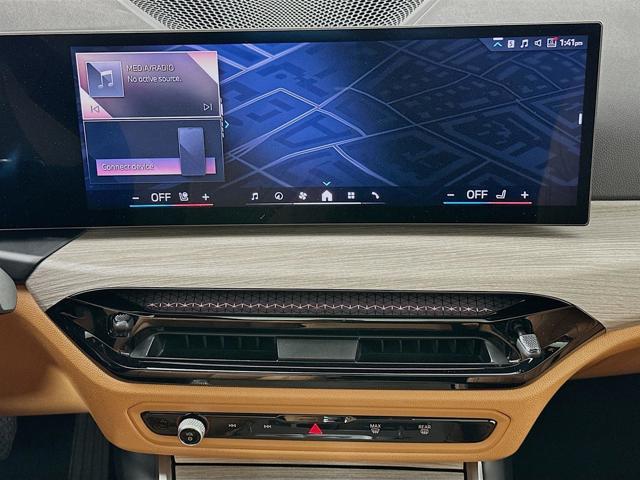 2025 Bmw 330i xDrive photo 13