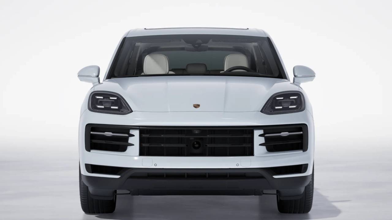 2026 Porsche Cayenne photo 9