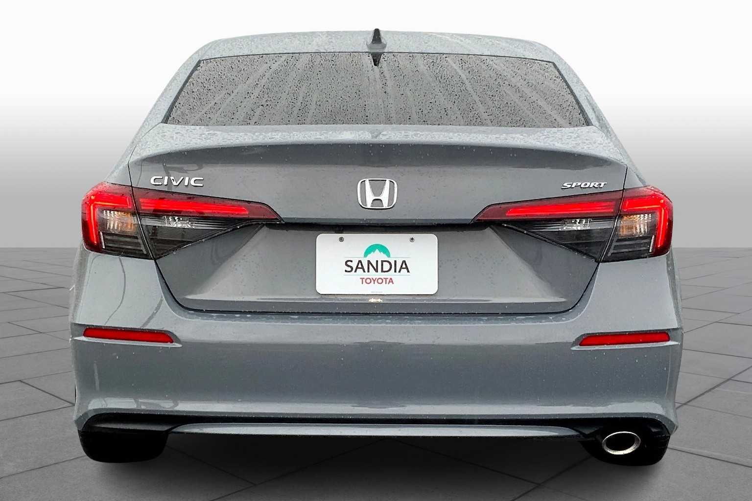 2025 Honda Civic Sport photo 4