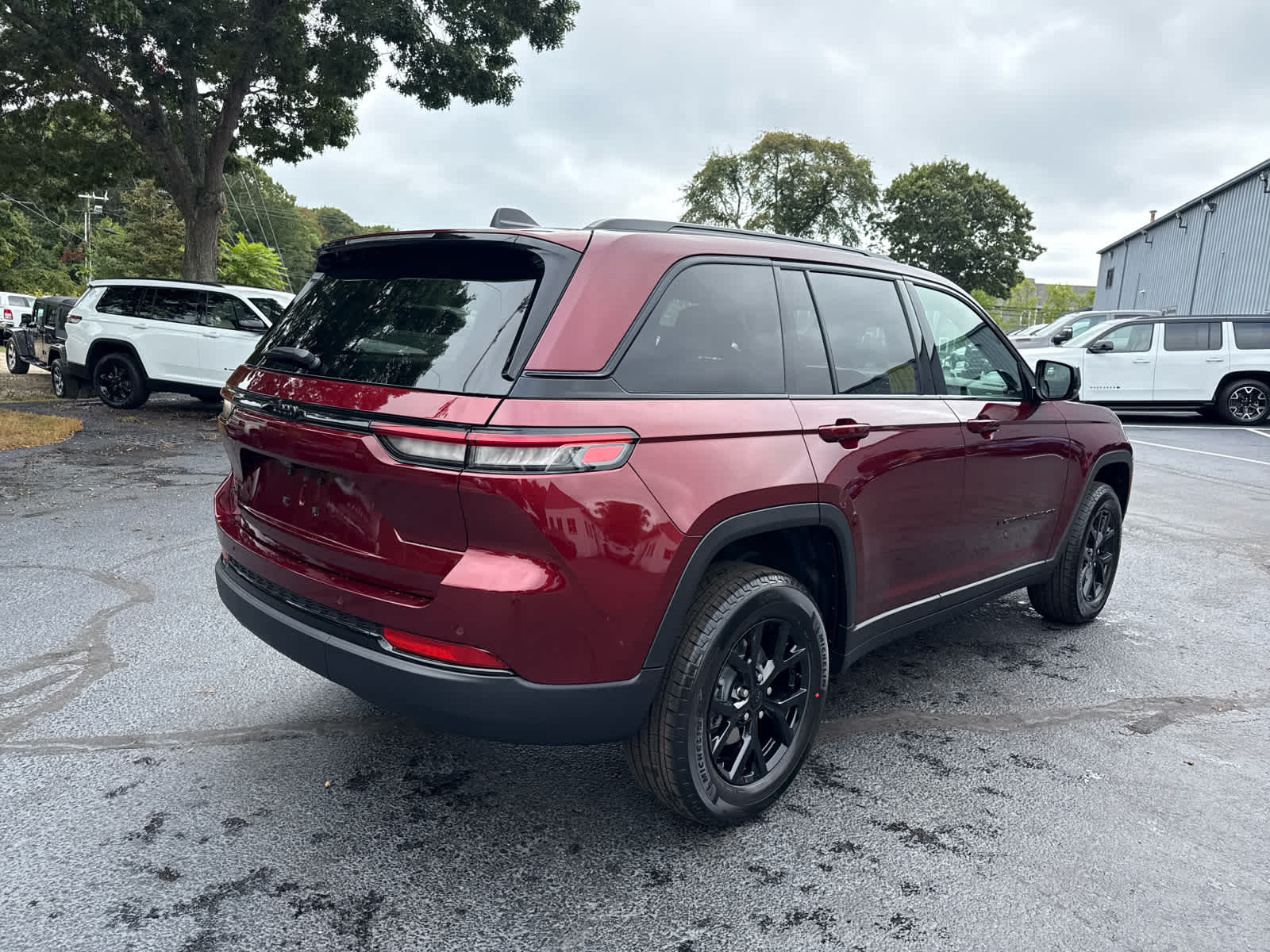 2025 Jeep Grand Cherokee Altitude X photo 3