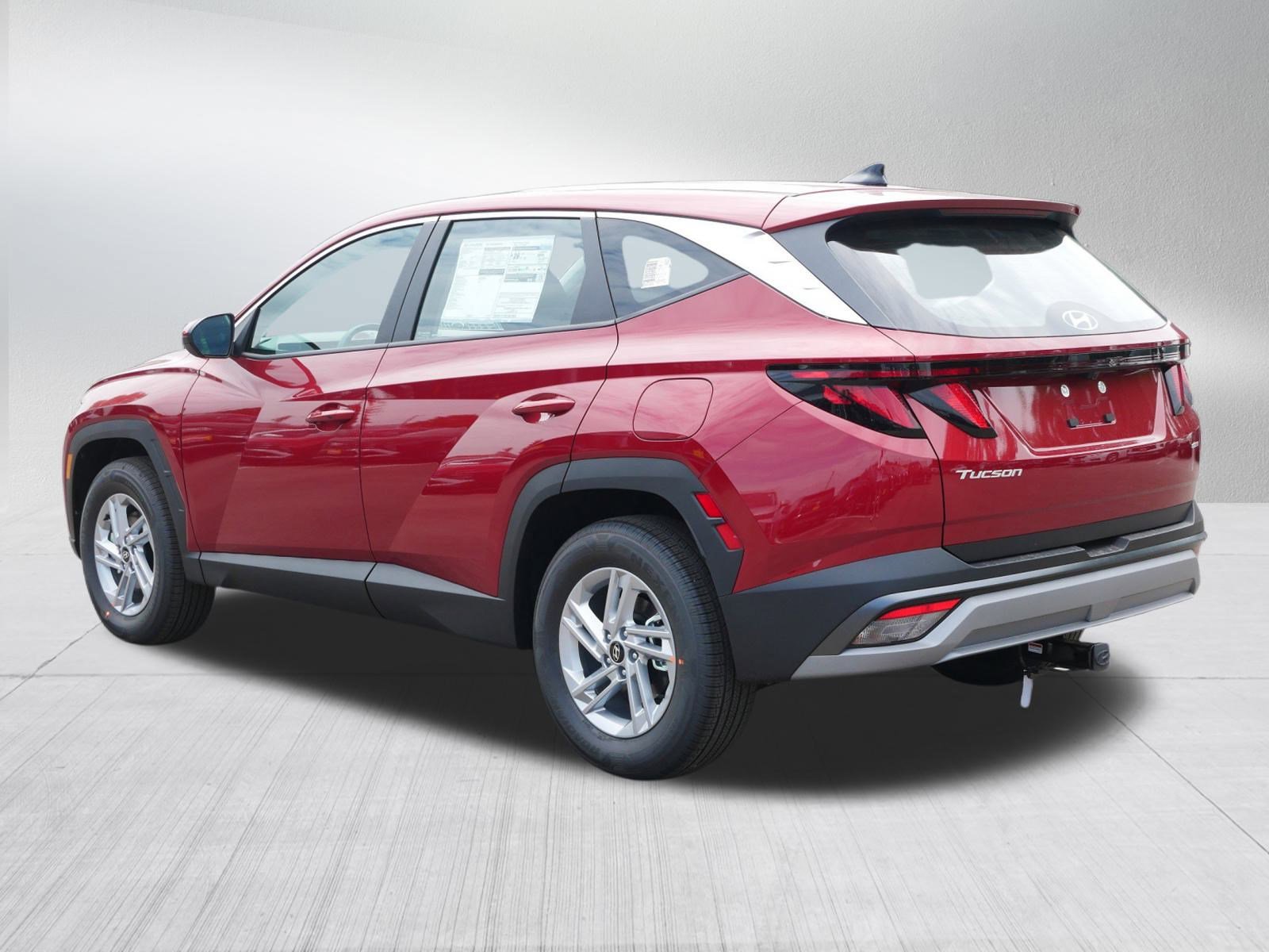 2025 Hyundai Tucson SE photo 3