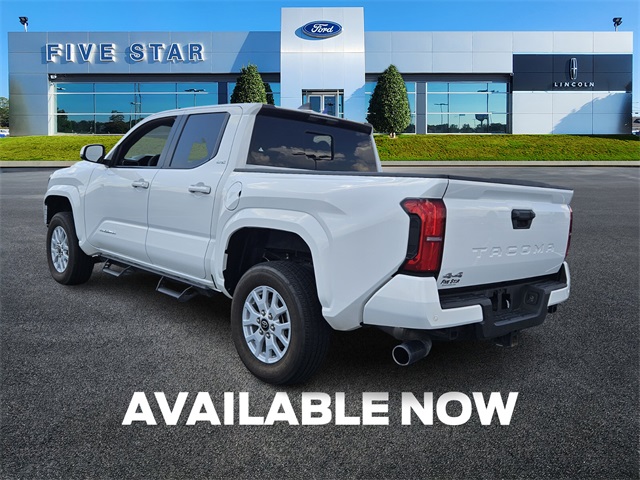 2024 Toyota Tacoma SR5 photo 5