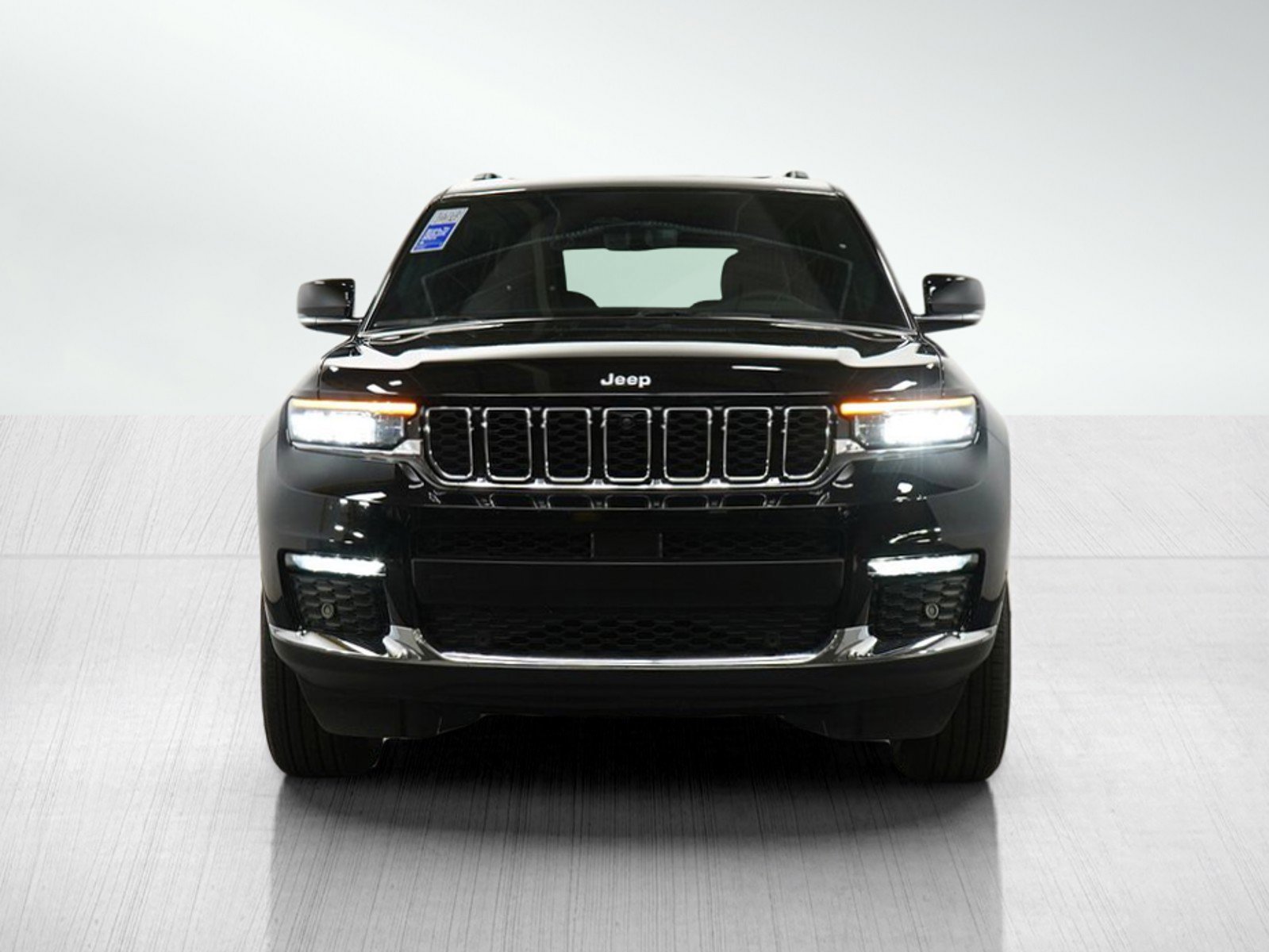 2024 Jeep Grand Cherokee Limited photo 4