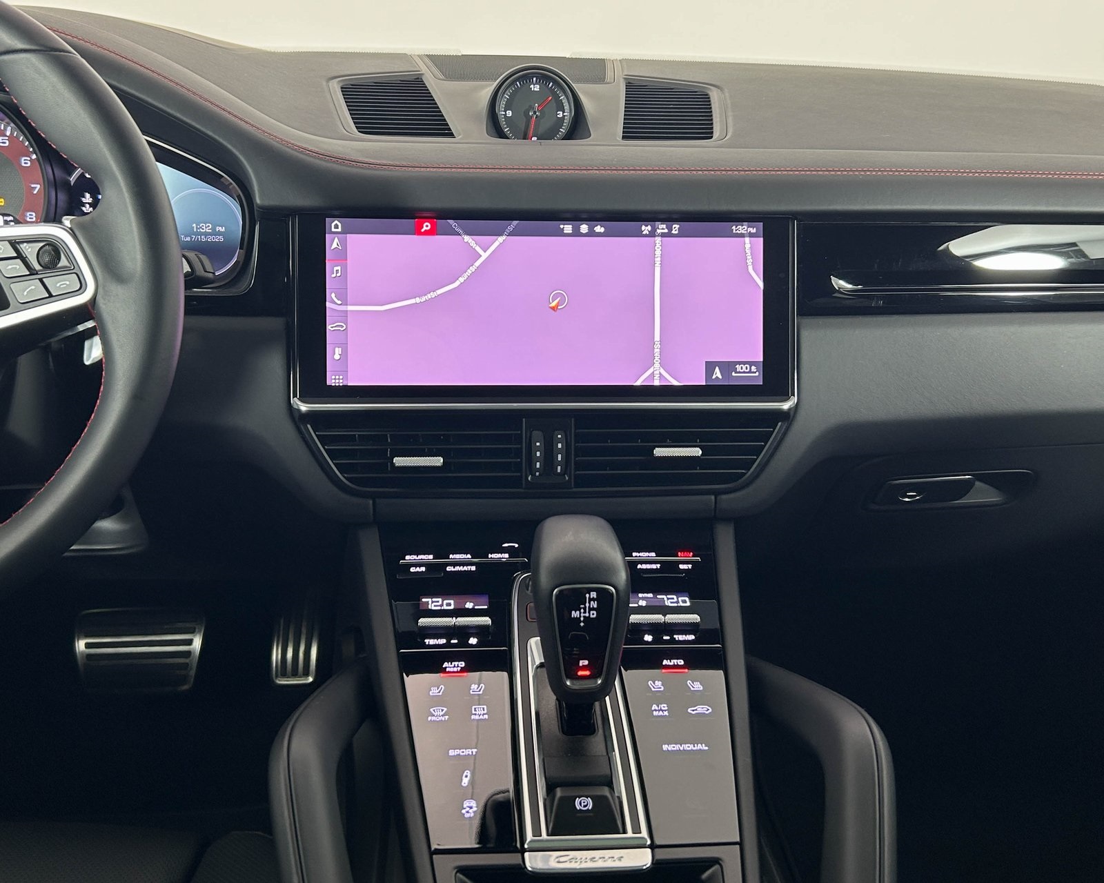 2020 Porsche Cayenne S photo 16