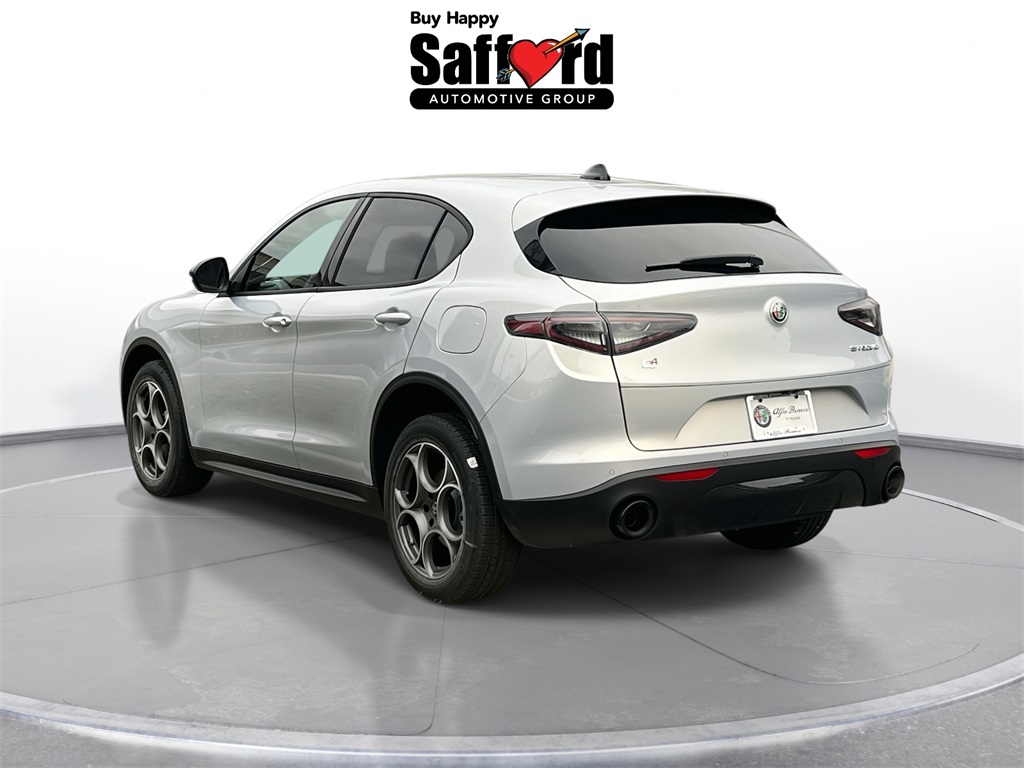 2025 Alfa Romeo Stelvio Sprint Base photo 10