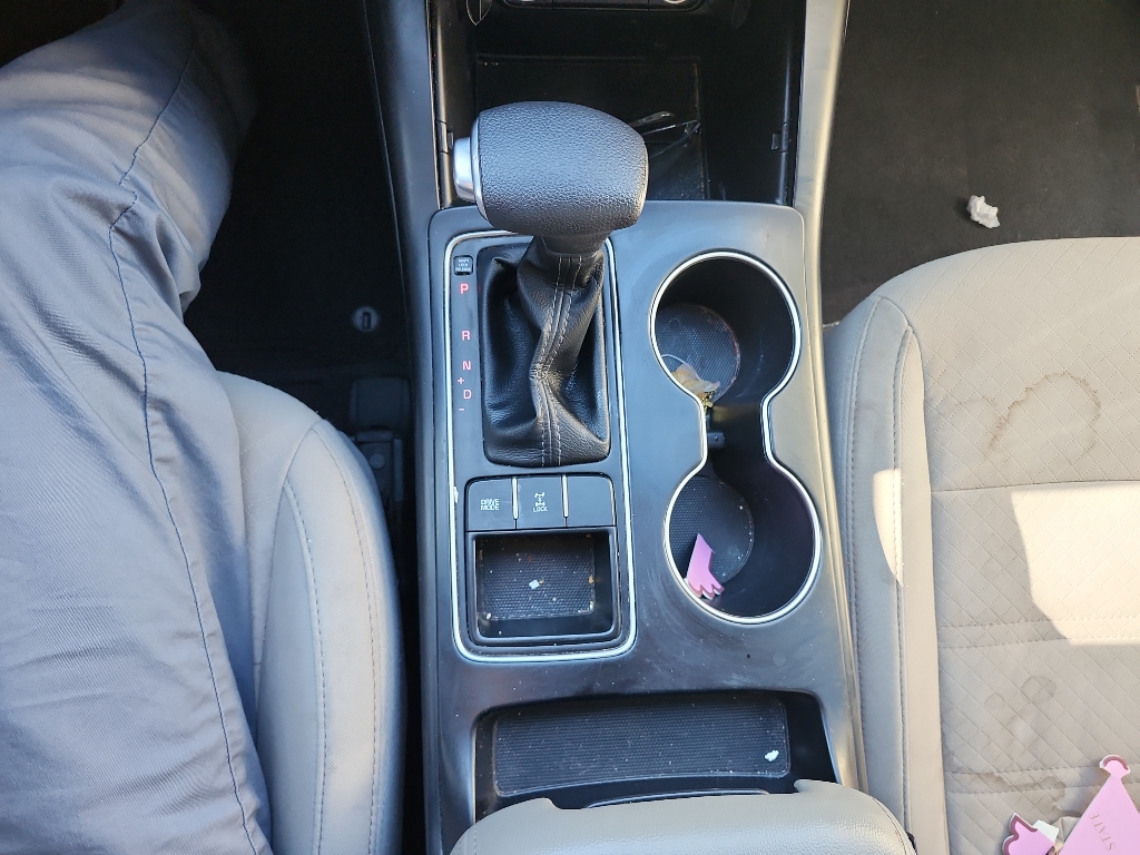 2019 Kia Sorento LX V6 photo 17
