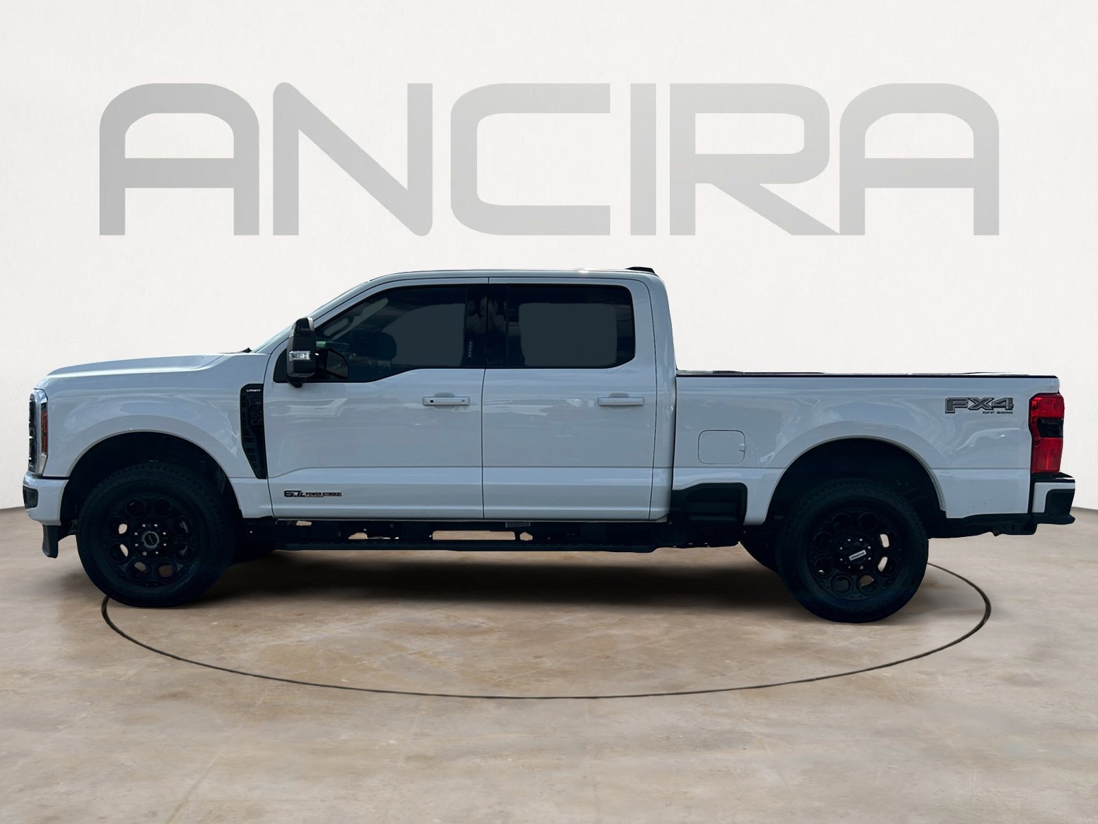 2024 Ford F-350 Lariat photo 3