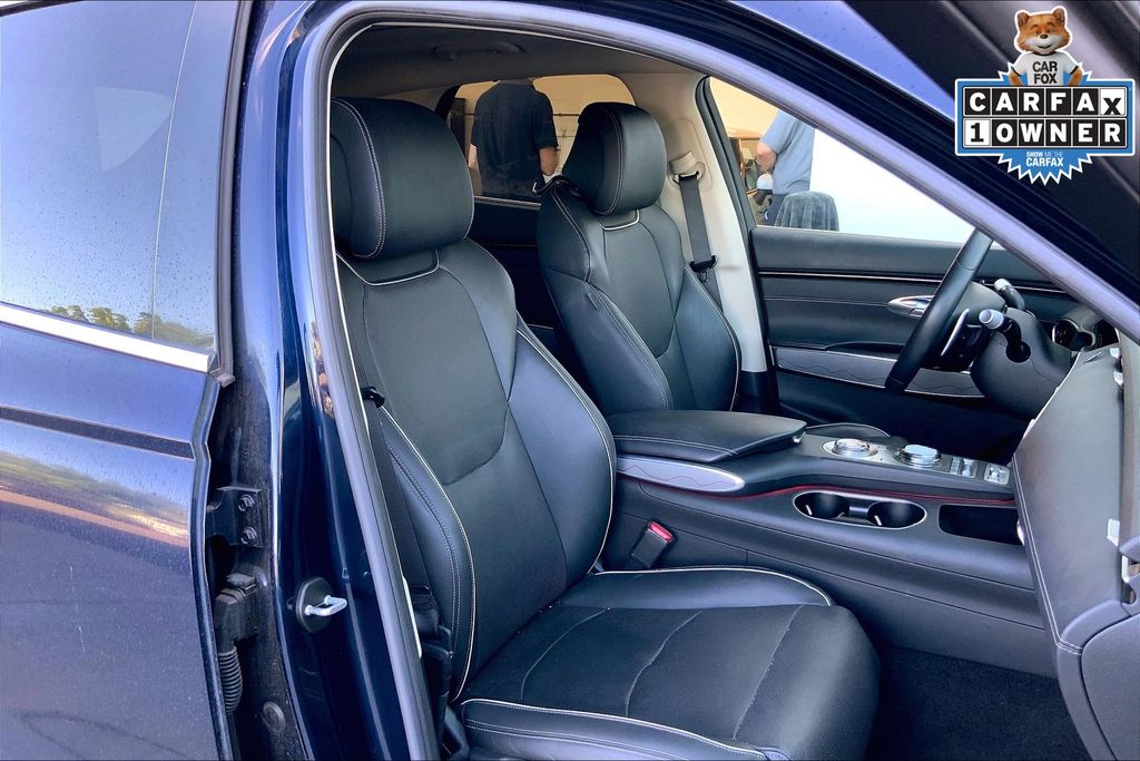 Image 7 of Pre-Owned 2022 Genesis GV70 2.5T