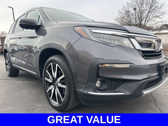 2019 Honda Pilot Elite's photo